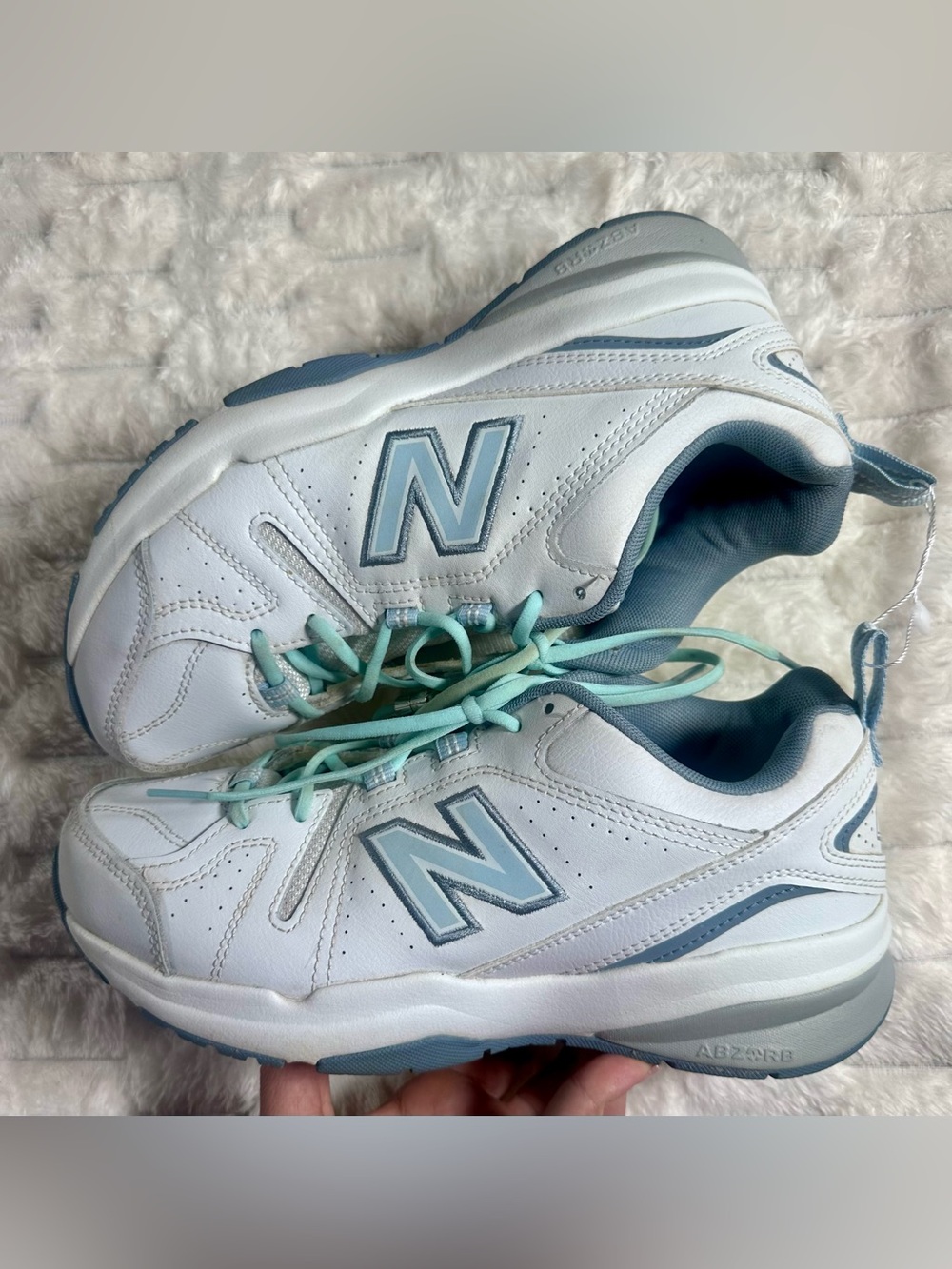 New Balance 606 White Sneakers with Light Blue & Mint Accents sz 7.5 in women’s